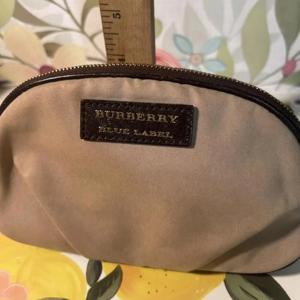 VINTAGE Burberry BLUE LABEL Makeup Cosmetic Bag bag Brown Beige Checkered Inside